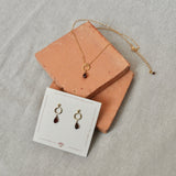 Collier "Vermeer" doré à l'or fin et grenat