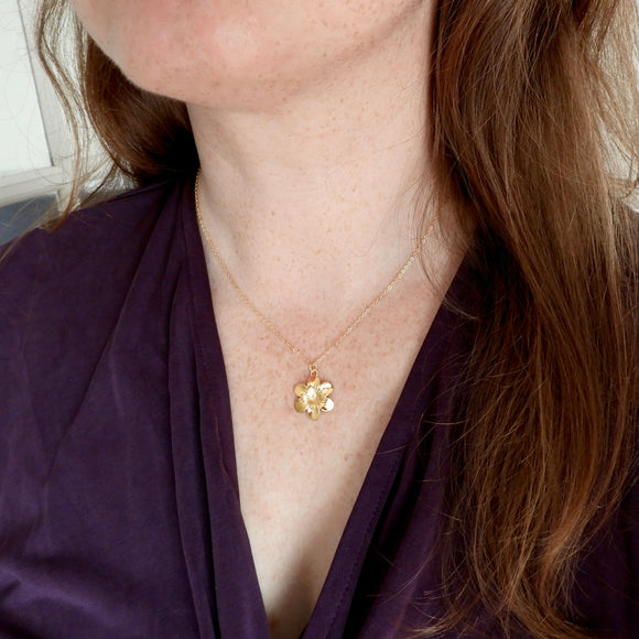 Pendentif Bouton d'Or