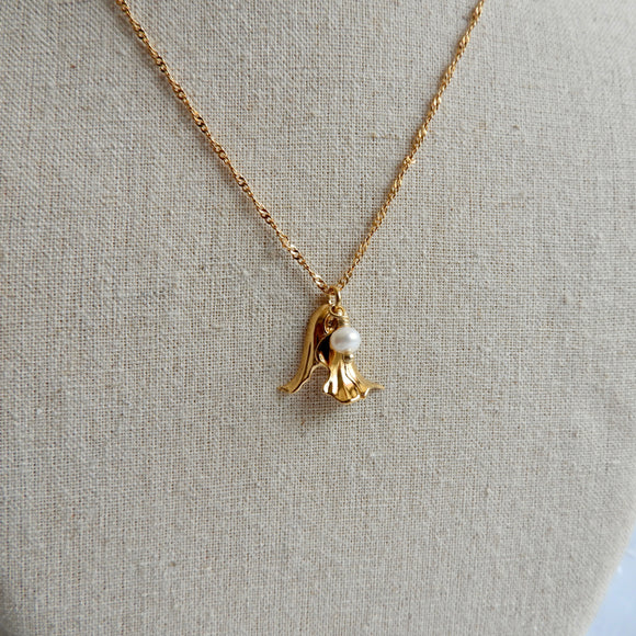 Pendentif Clochette et perle
